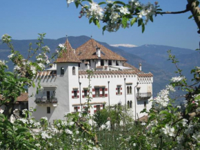 Гостиница Schloss Paschbach  Аппиано Сулла Страда Дель Вино